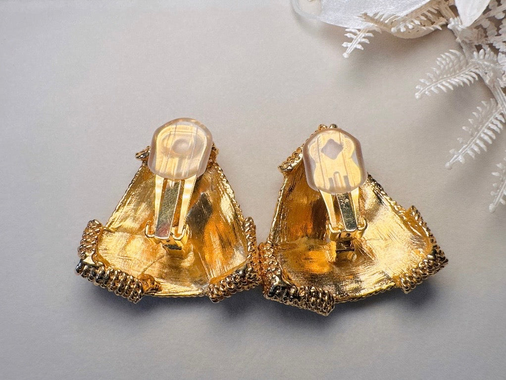Gold Triangle Earrings, 80s Vintage Bold Runway Earrings, Retro Basket Weave Oversized Matte Gold Clip On Statement Earrings