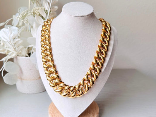 Trifari Gold Chain Necklace, Vintage Chunky Gold Necklace, Bold And Beautiful Style, 1980s Gorgeous Authentic Vintage Designer Jewelry