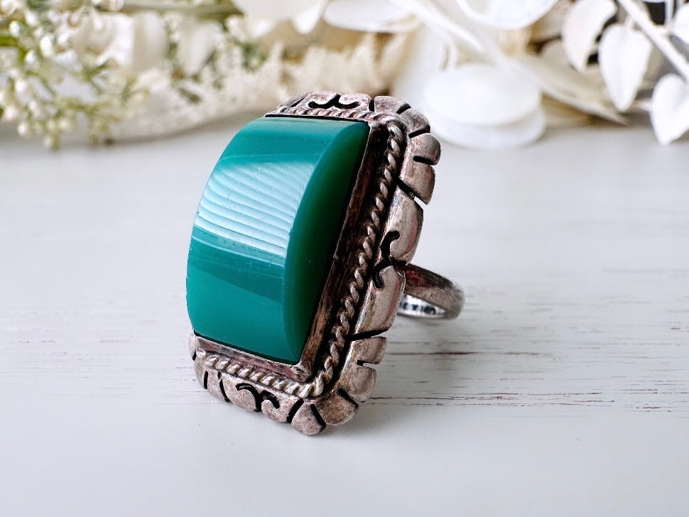 Green Stone Ring, Mexican Sterling Silver Ring, Unique Green Stone Ring, Earth Talisman Ring, Carved Curved Rectangle Boho Ring