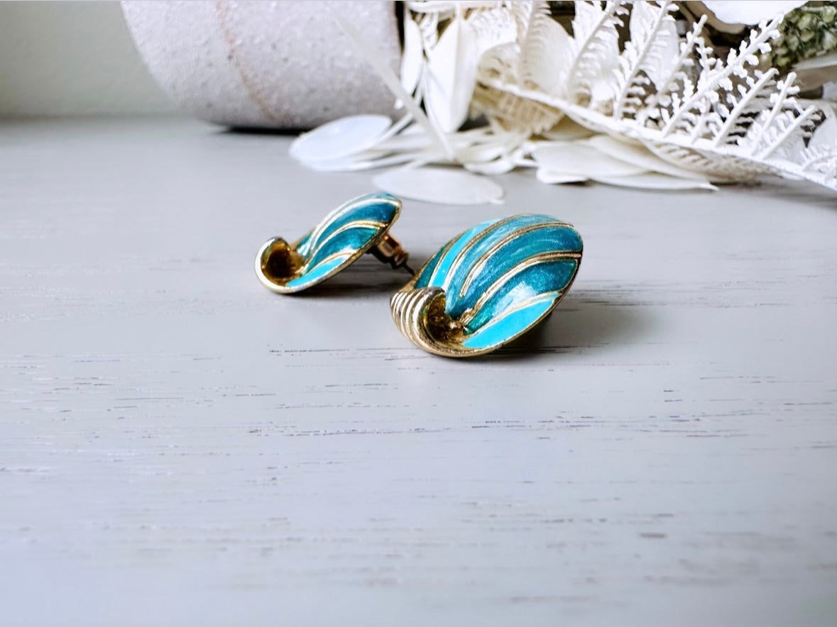 Vintage Shell Earrings, Mermaid Teal Blue Enamel Shell Pierced Earrings, Gold Beach Vintage Earrings, Pierced Vintage Seashell Earring Studs