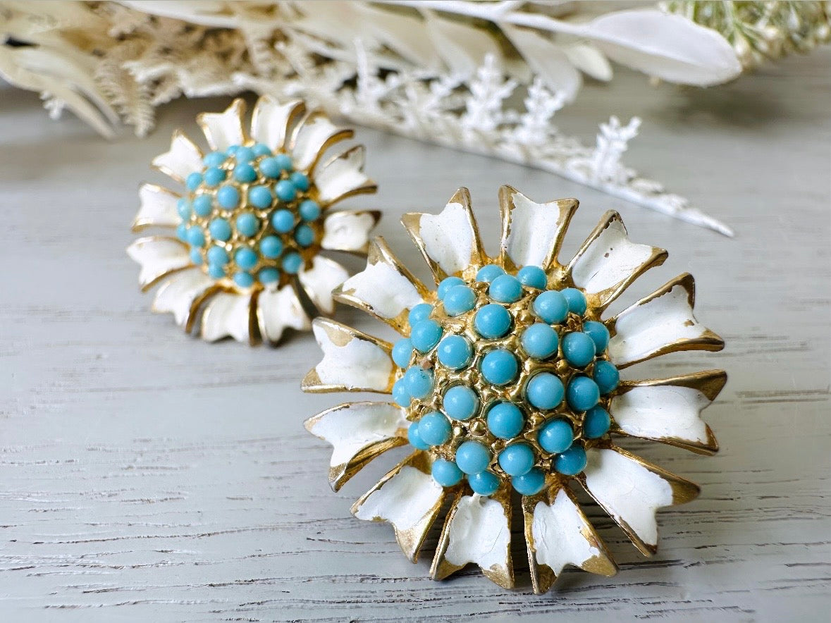 Vintage WEISS Earrings, Gold Tone Cream Enamel Flower Earrings with Tiffany Blue Beaded Centers, Designer Vintage Floral Clip On Earrings