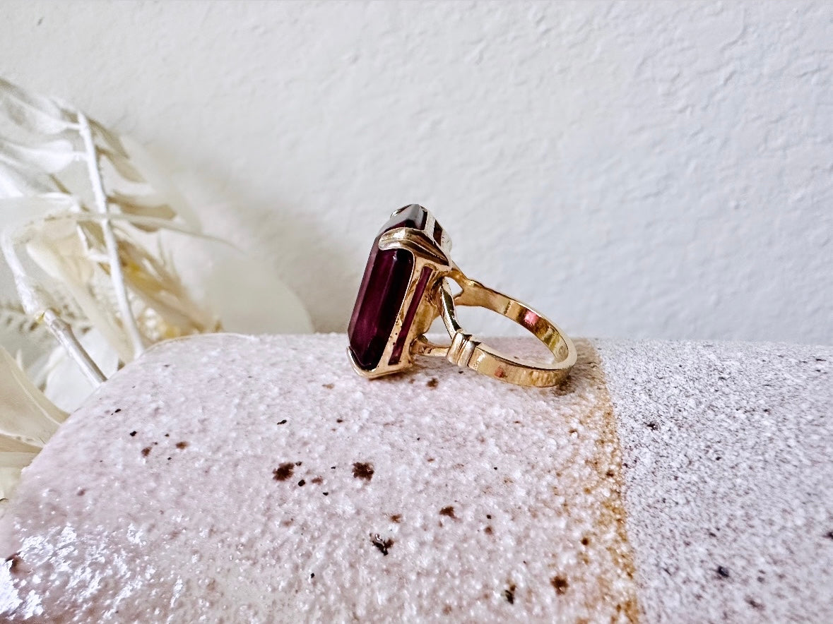 Vintage 70s Ring, Large Solitaire Simulated Amethyst Rectangle Emerald Cut 1978 Smoky Lustre February Birthstone Cocktail Ring Size 5.5