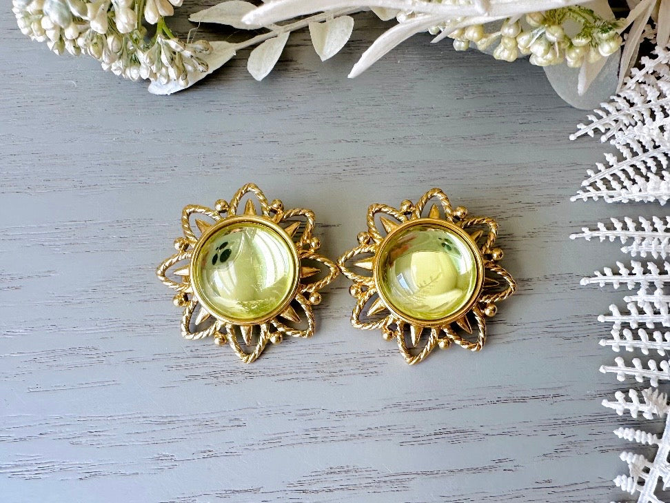 Vintage Signed Trifari Jelly Belly Sun Earrings, Gorgeous Moonglow Chartreuse Domed Glass Earrings, Clip On Trifari Designer Vintage Earring