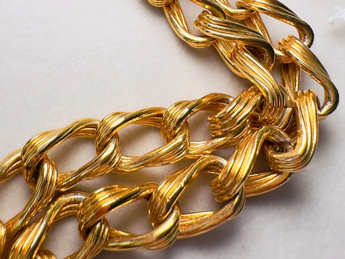 Anne Klein Gold Chain Necklace, Vintage Toggle Clasp Collar Necklace with Lion