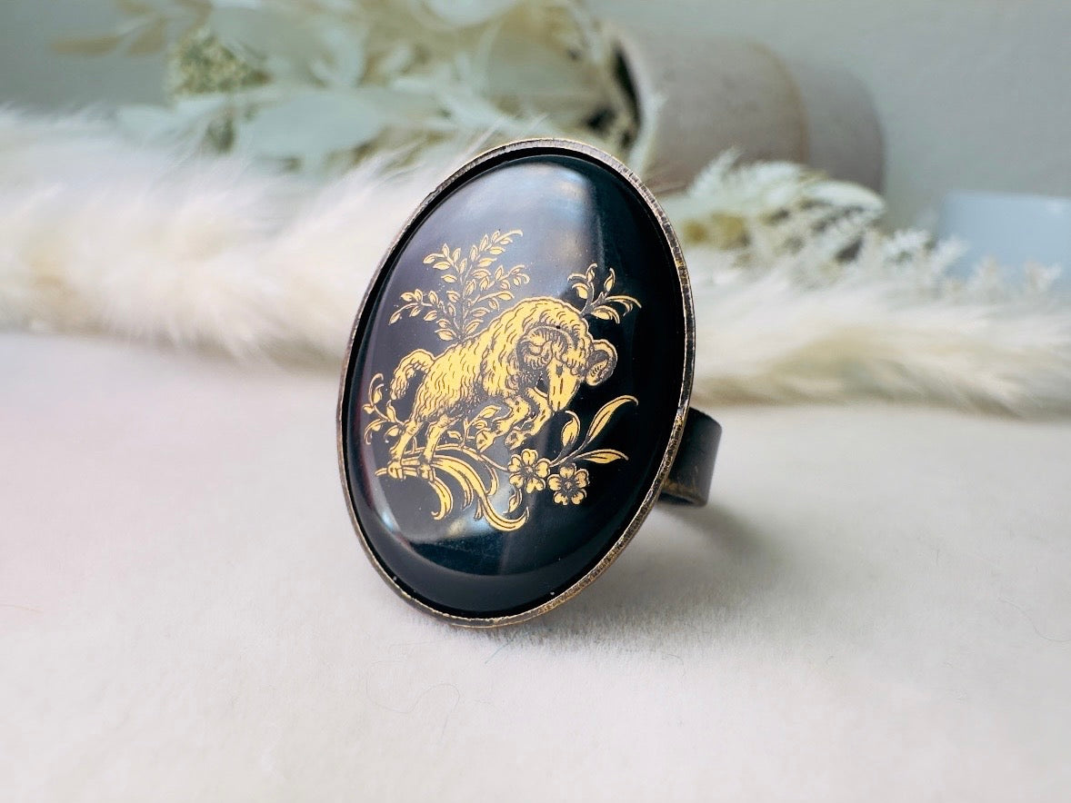 Aries Zodiac Ring, Vintage Glass Cameo Ring in Black and Gold