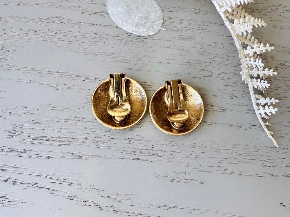 Gold Disc Earrings, Textured Engraved Gold Clip on Earrings, Trending Shield Unique Vintage 70s Earrings, Pretty Cute Earrings Gifts for Her