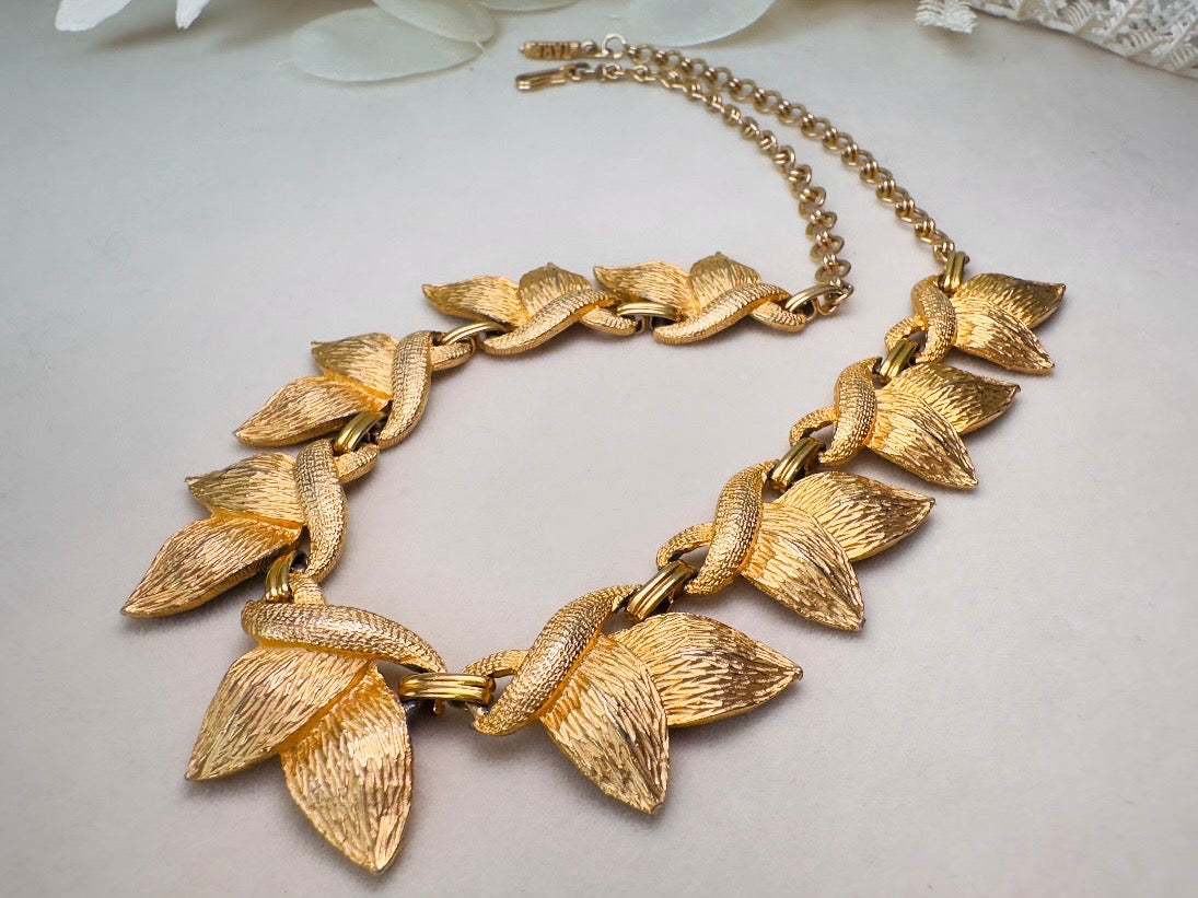 Gold Leaf Necklace, 1960s Vintage Golden Leaves Choker by Tara 5th Ave, Nature Inspired Textured Floral Choker with Adjustable Closure