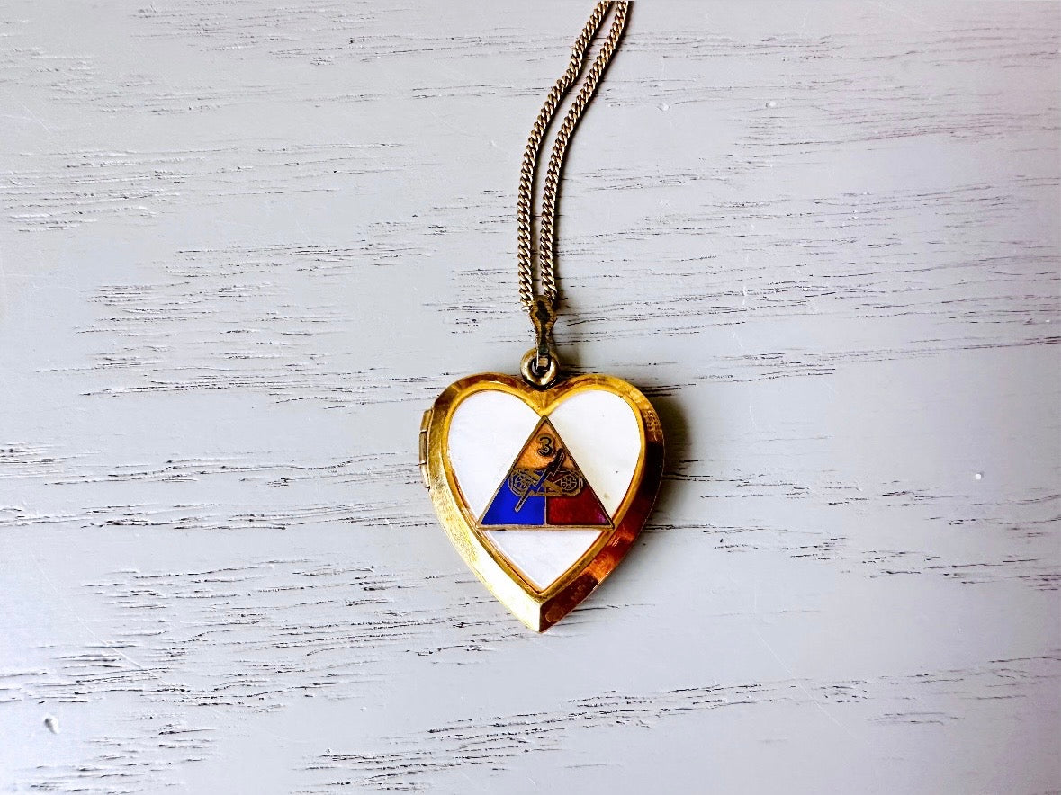 Vintage 18” Locket Necklace, Gold Toned Heart Locket With Mother of Pearl Enameled US Military Triangle And MOP