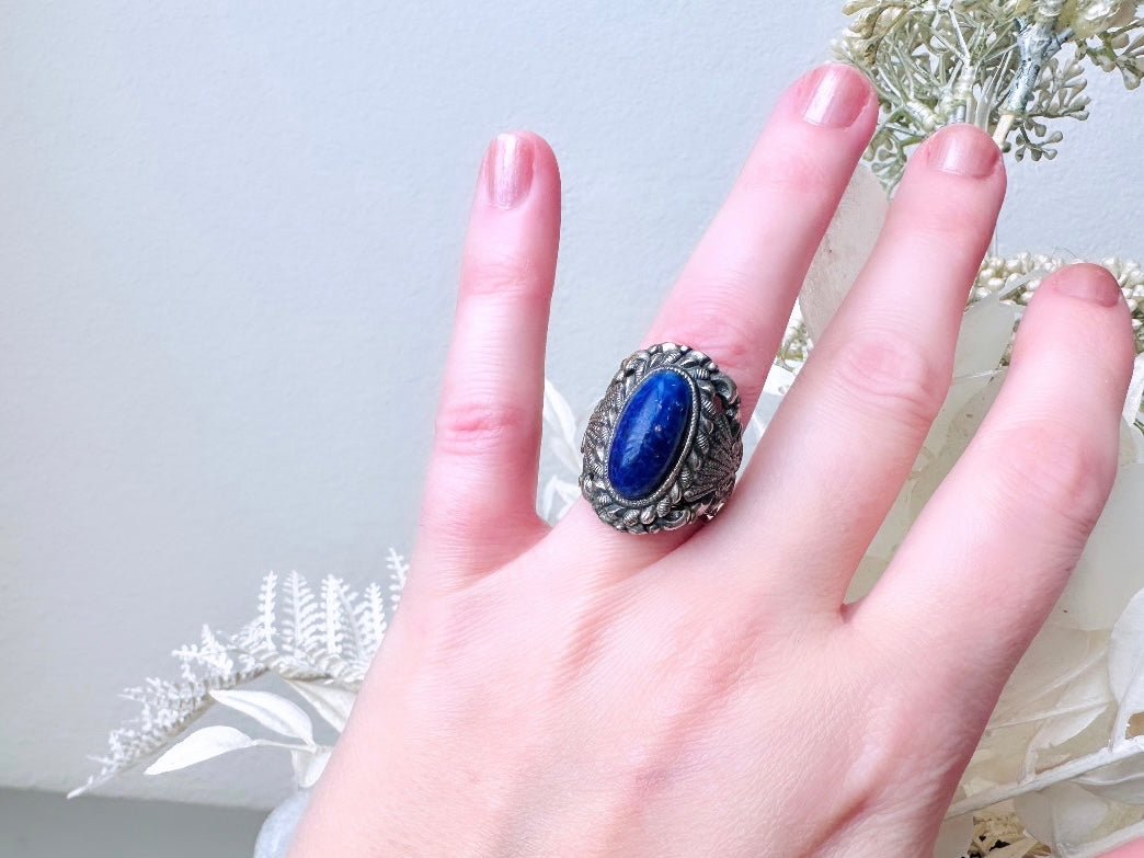 Vintage Lapis Lazuli Ring, Oversized Gemstone Ring, Blue Stone Ring, Natural Blue Ring, Pyrite Flecks, Bohemian Boho Big Ring Size 7