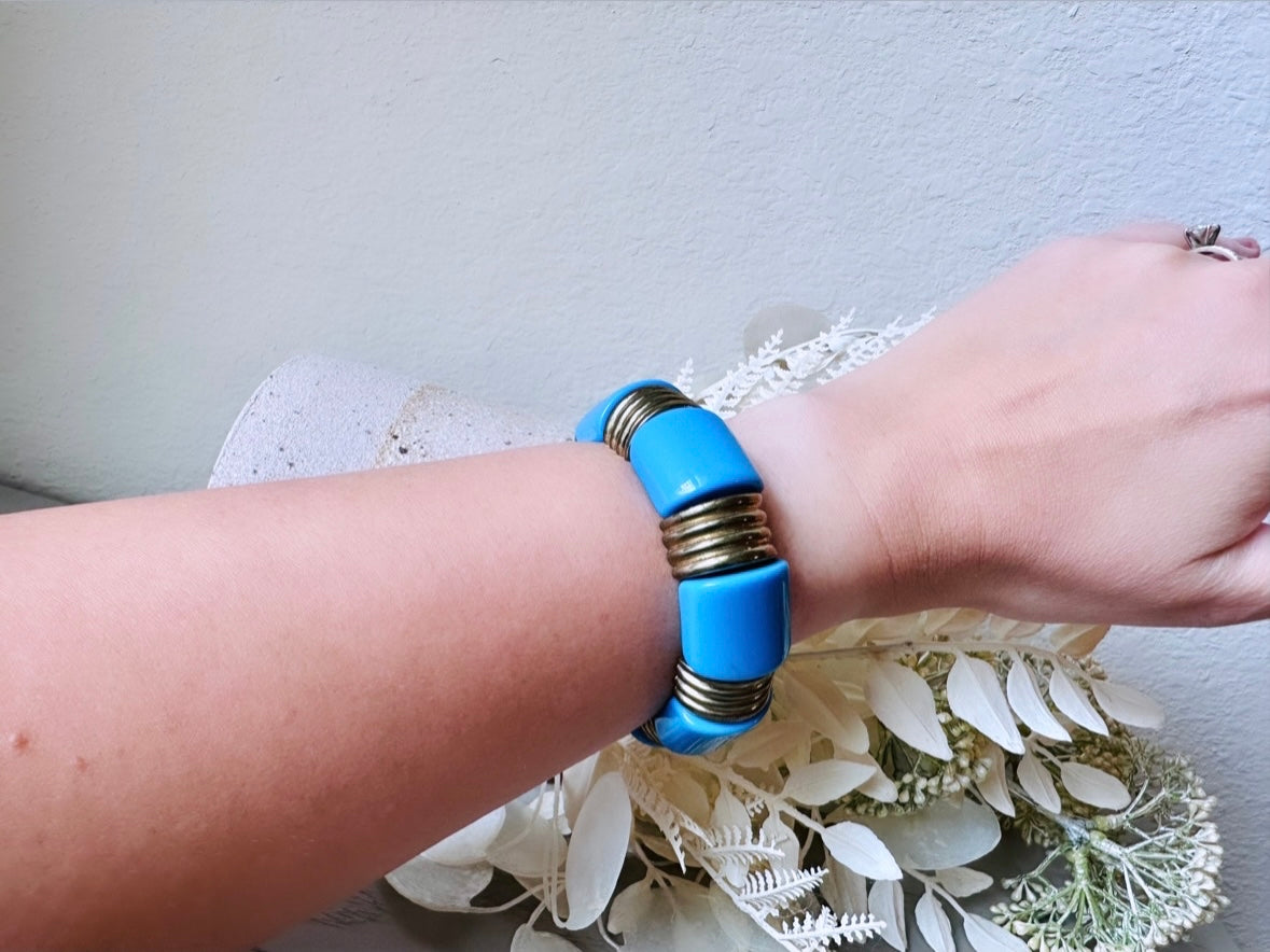 Blue and Brass Vintage Bangle, Chunky Wide Band Bracelet, Bright Blue 1980s Geometric Vintage Retro Stretch Bracelet, Colorful Pop