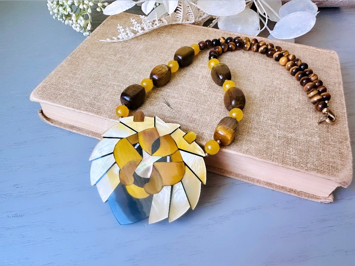 Lion Pendant Necklace, Tiger's Eye + Yellow Citrine Beaded Gemstone Necklace with Lion Face, 80s Signed Lee Sands Authentic Vintage Necklace