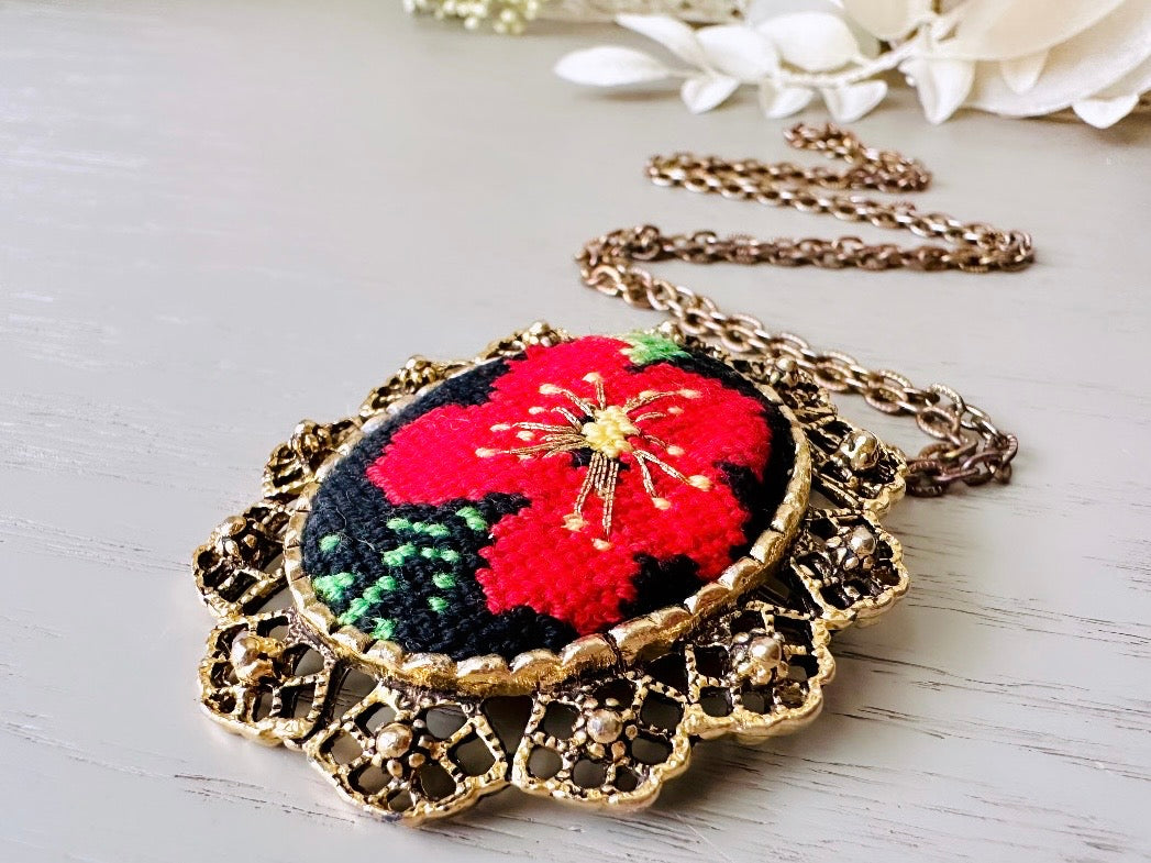 Red and Gold 1970s Embroidered Flower Cameo Convertible Whimsical Pendant Necklace, Needlepoint Flower Pendant Brooch Necklace, 24" Long
