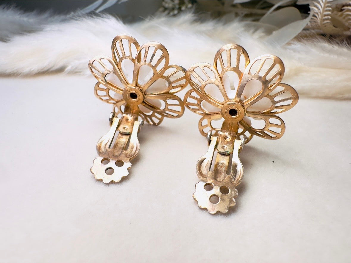 Gold Filigree Flower Earrings, 60s Vintage White and Gold Clip On Earrings