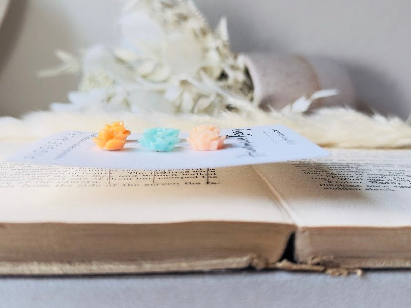 Flower Stud Earrings Set, Mint and Peach Post Earring Gift Set, Hypoallergenic Handmade Small Stud Earring