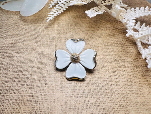 White Dogwood Brooch with Gold Trim, Vintage Flower Brooch, White Enamel Floral Pun, Pretty Flower Shabby Chic Wedding Something Old Bride