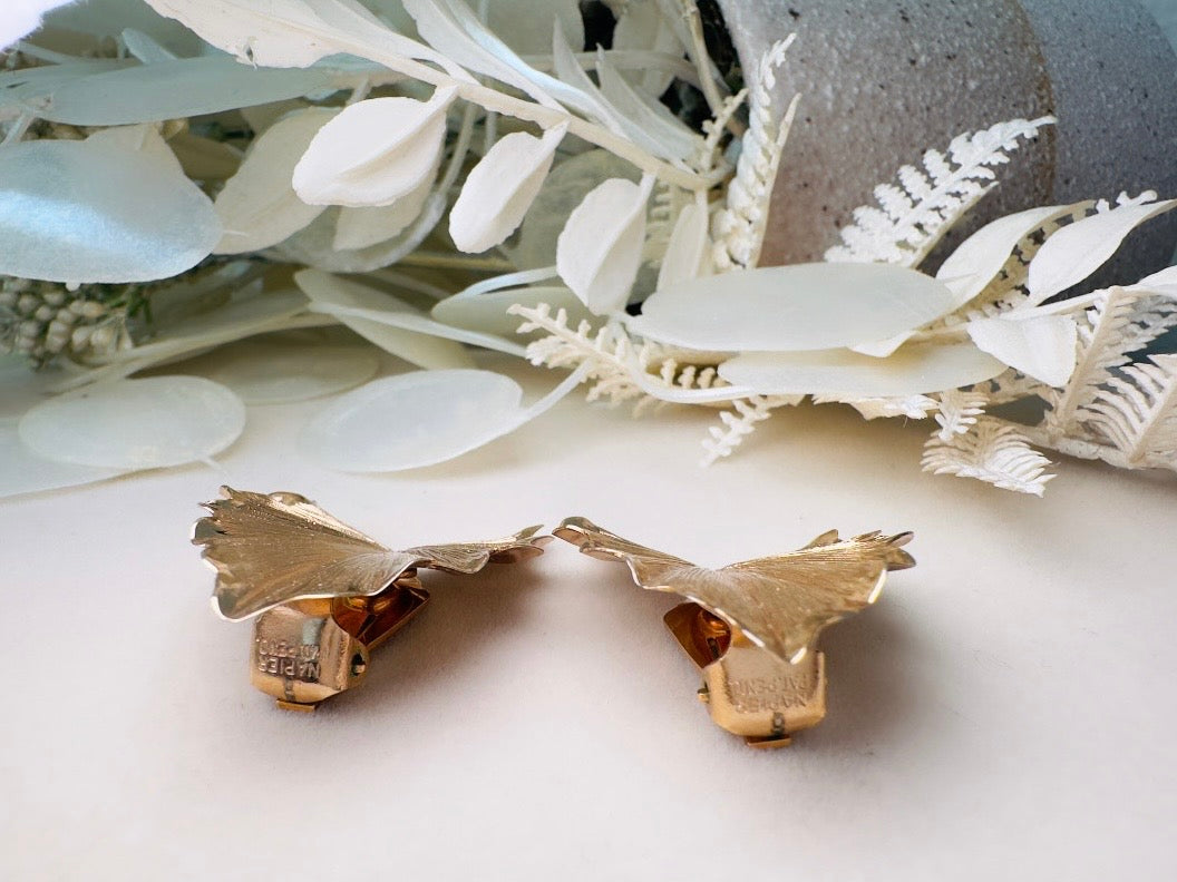 1960s Vintage Gold Leaf Napier Clip On Earrings