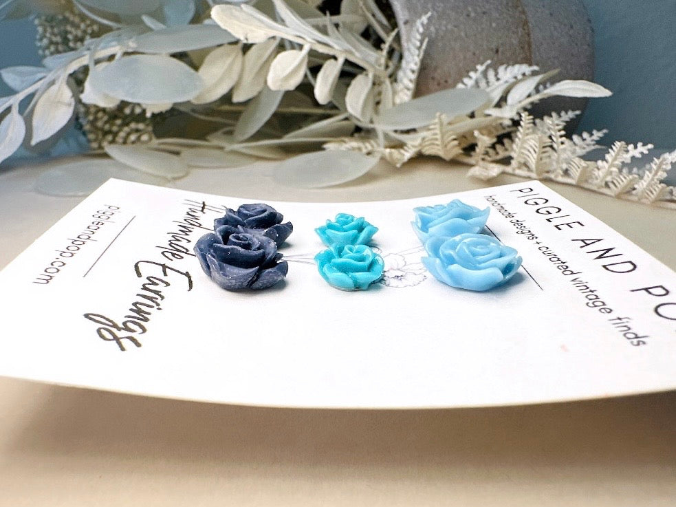 Blue Flower Stud Earrings Set, Handmade Resin Floral Post Earrings in Shades of Blue, Hypoallergenic Jewelry Gift Set for Her