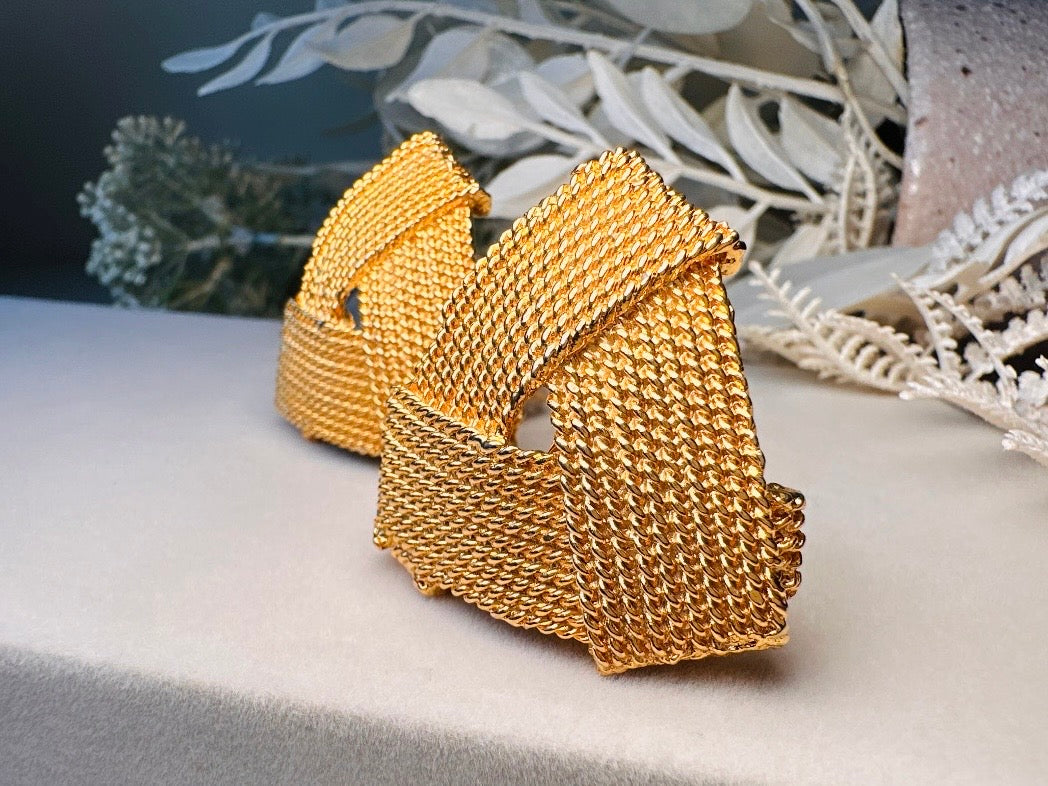 Gold Triangle Earrings, 80s Vintage Bold Runway Earrings, Retro Basket Weave Oversized Matte Gold Clip On Statement Earrings