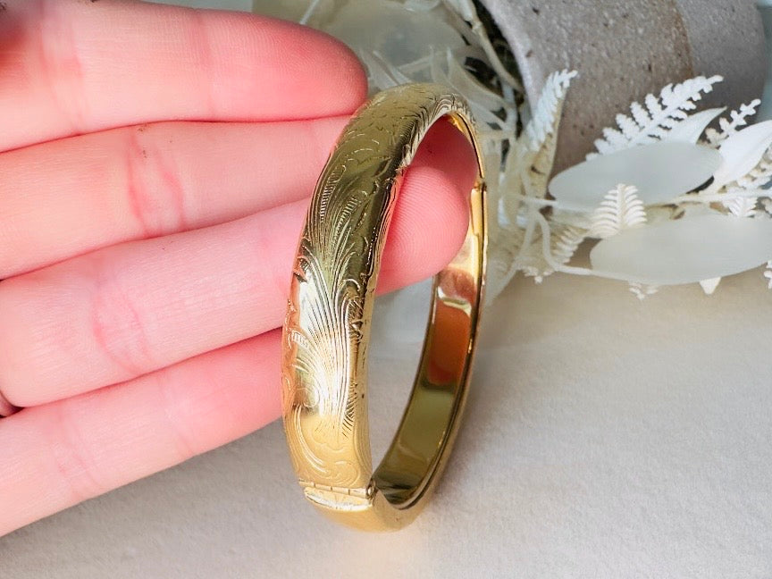 Embossed Gold Clamper Bracelet, Gorgeous Vintage Floral Hinge Bracelet