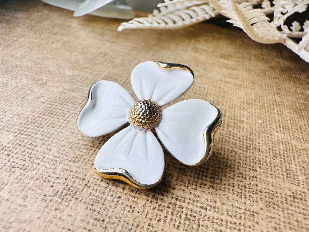 White Dogwood Brooch with Gold Trim, Vintage Flower Brooch, White Enamel Floral Pun, Pretty Flower Shabby Chic Wedding Something Old Bride