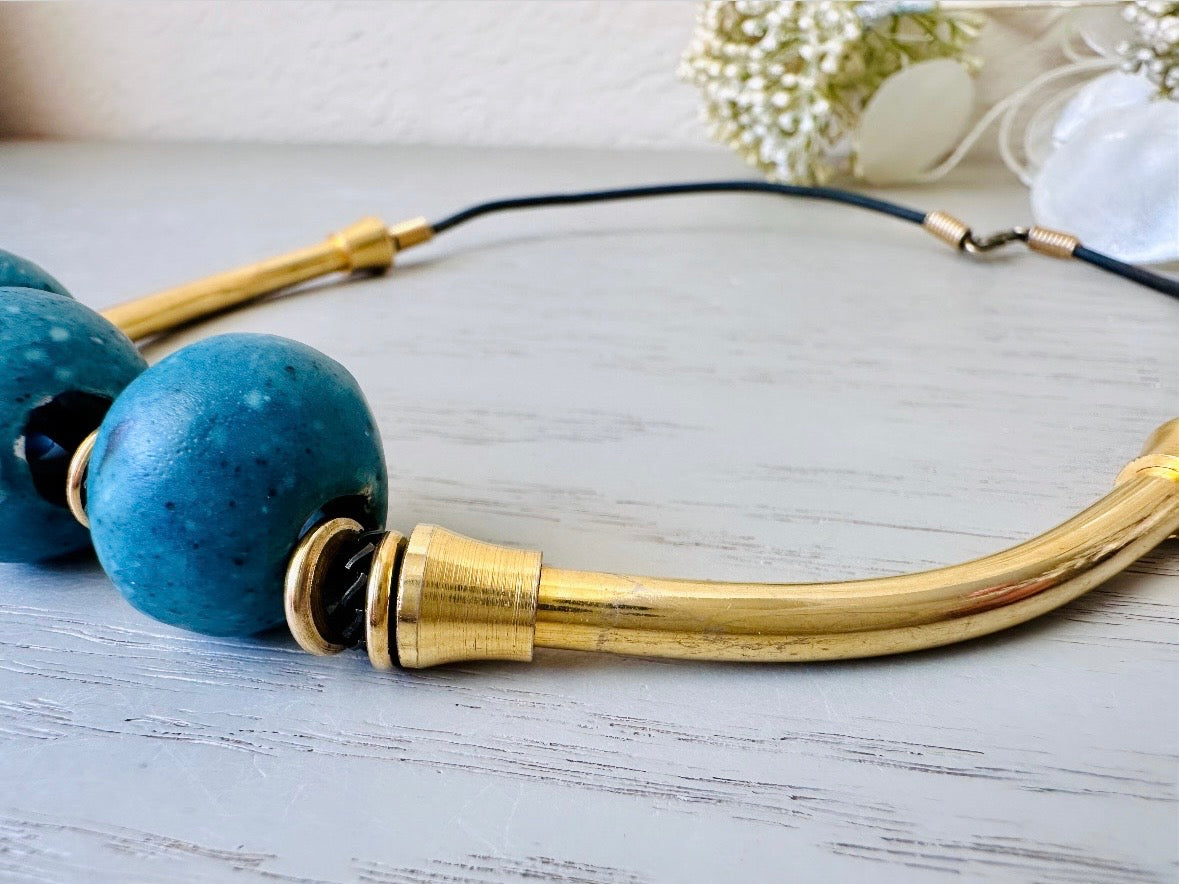 1990s Vintage Necklace, Triple Blue Stone and Gold Bar Necklace, Teal Gold and Black 90's Necklace, Cute Everyday Choker Necklace