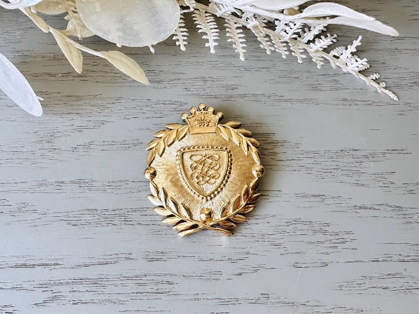 Vintage Shield Brooch, Incredible Heraldic Coat of Arms Brooch, Antique Gold Brooch, Vintage Classic Gold Brooch Pin