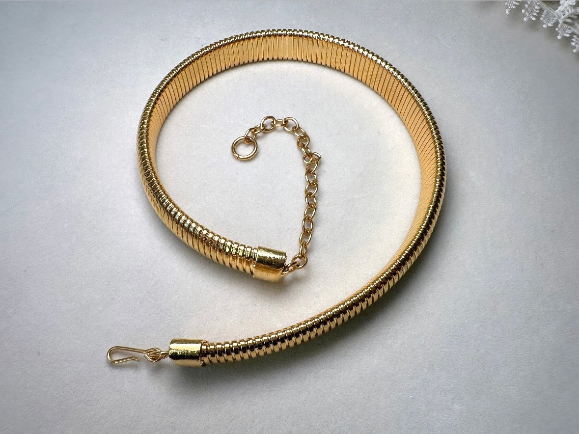 Vintage Gold Omega Choker, Gorgeous 1970s Classic Gold Choker, Jewelry Staple for Layering and Stacking