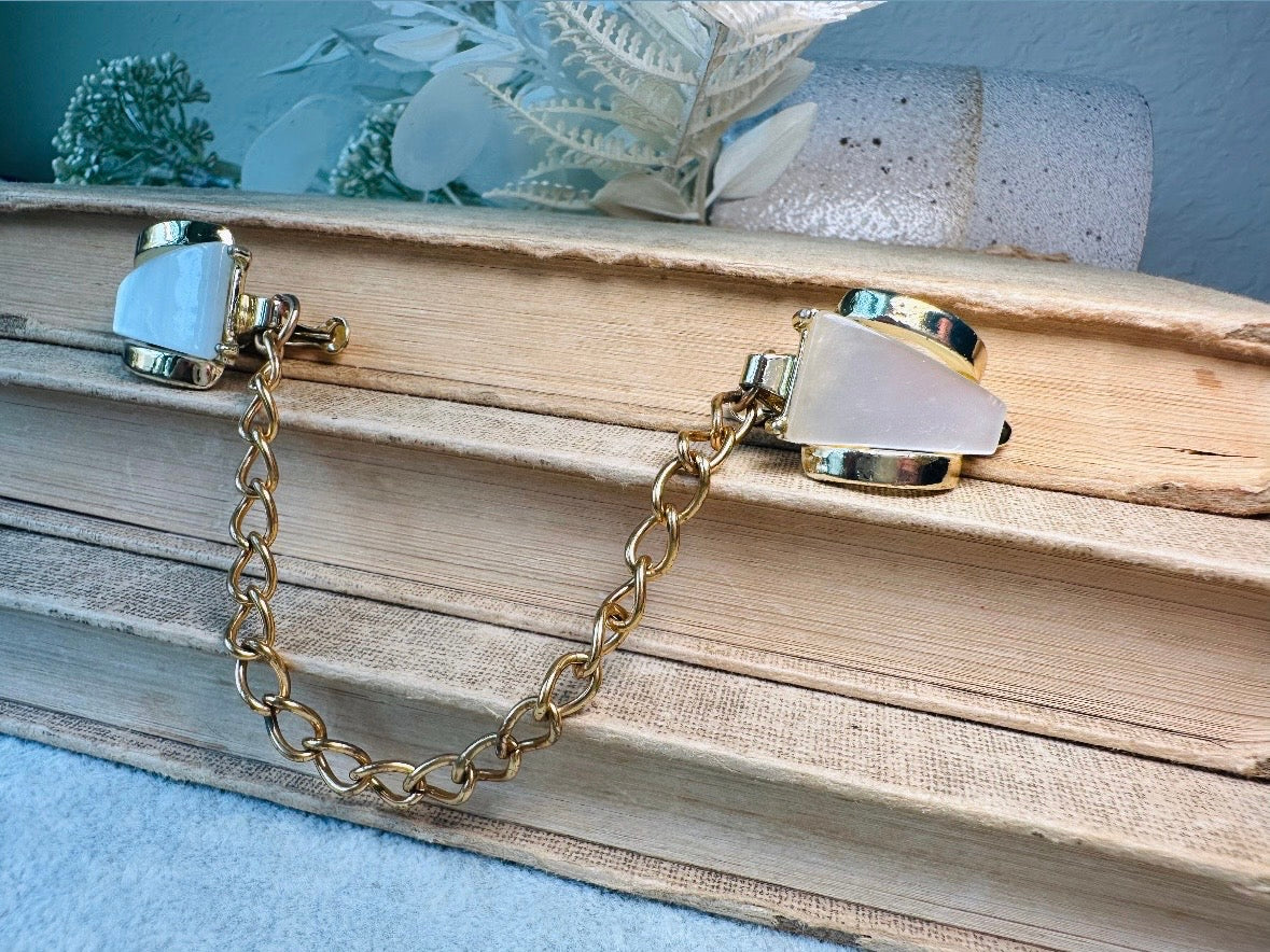 1950s Vintage Sweater Clips, Gold Chain Collar Clips with Moonglow Thermoset Cabochons