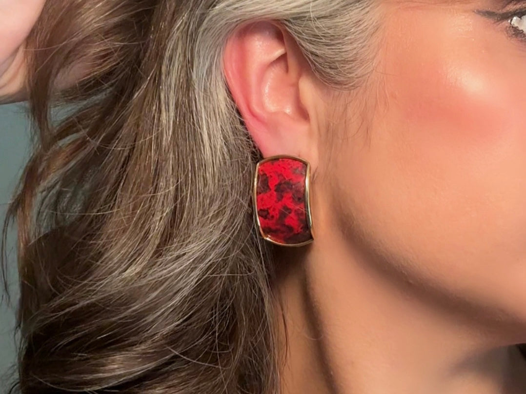 80s Post Earrings in Hot Pink Black and Gold, Curved Geometric Pierced Earrings, Bold Vintage Statement Earrings