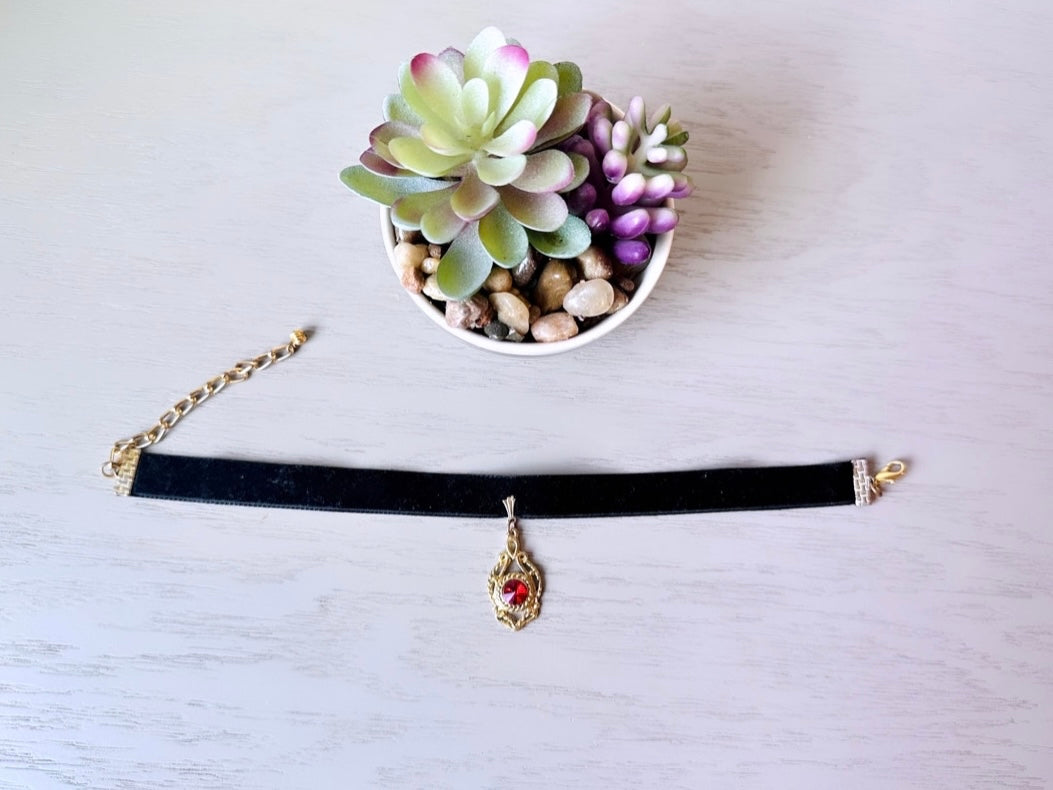 Vintage Black Velvet Choker Necklace with Gold Pendant with Red Crystal, Dramatic 1990's Choker, Victorian Revival Necklace, Black Red Gold