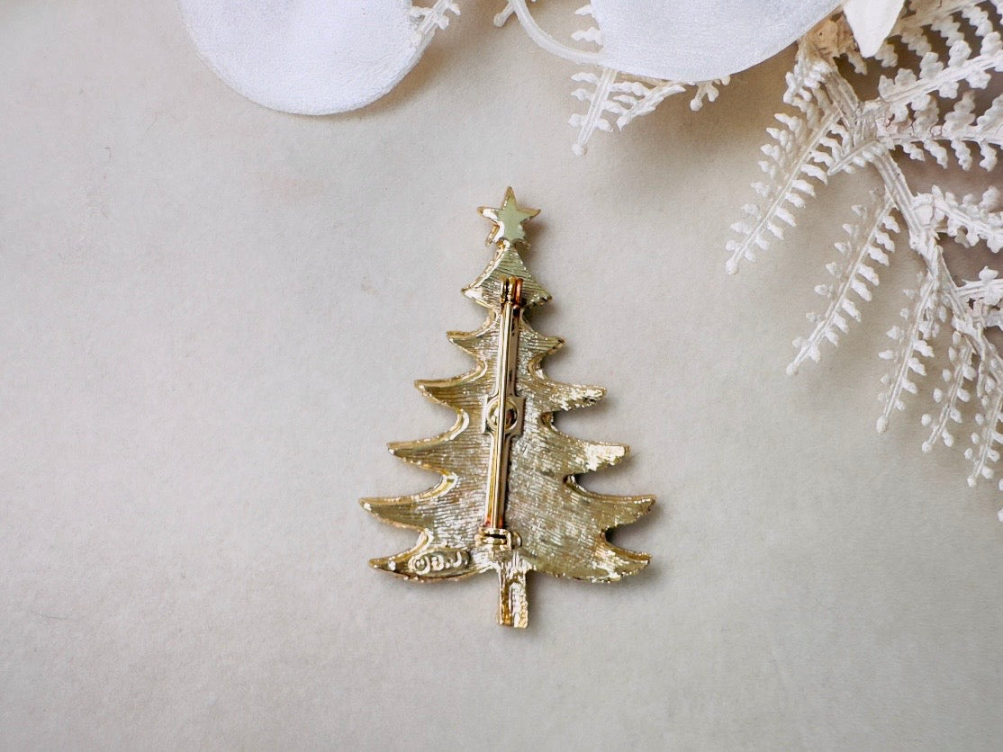 Christmas Tree Brooch, Vintage Winter Wonderland Woodland Holiday Sweater Pin with Star and Red Flowers