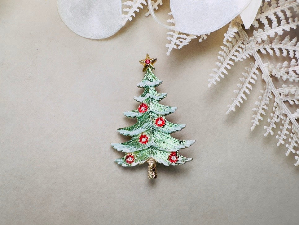 Christmas Tree Brooch, Vintage Winter Wonderland Woodland Holiday Sweater Pin with Star and Red Flowers
