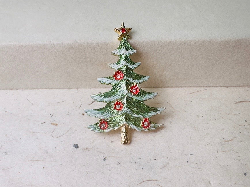 Christmas Tree Brooch, Vintage Winter Wonderland Woodland Holiday Sweater Pin with Star and Red Flowers