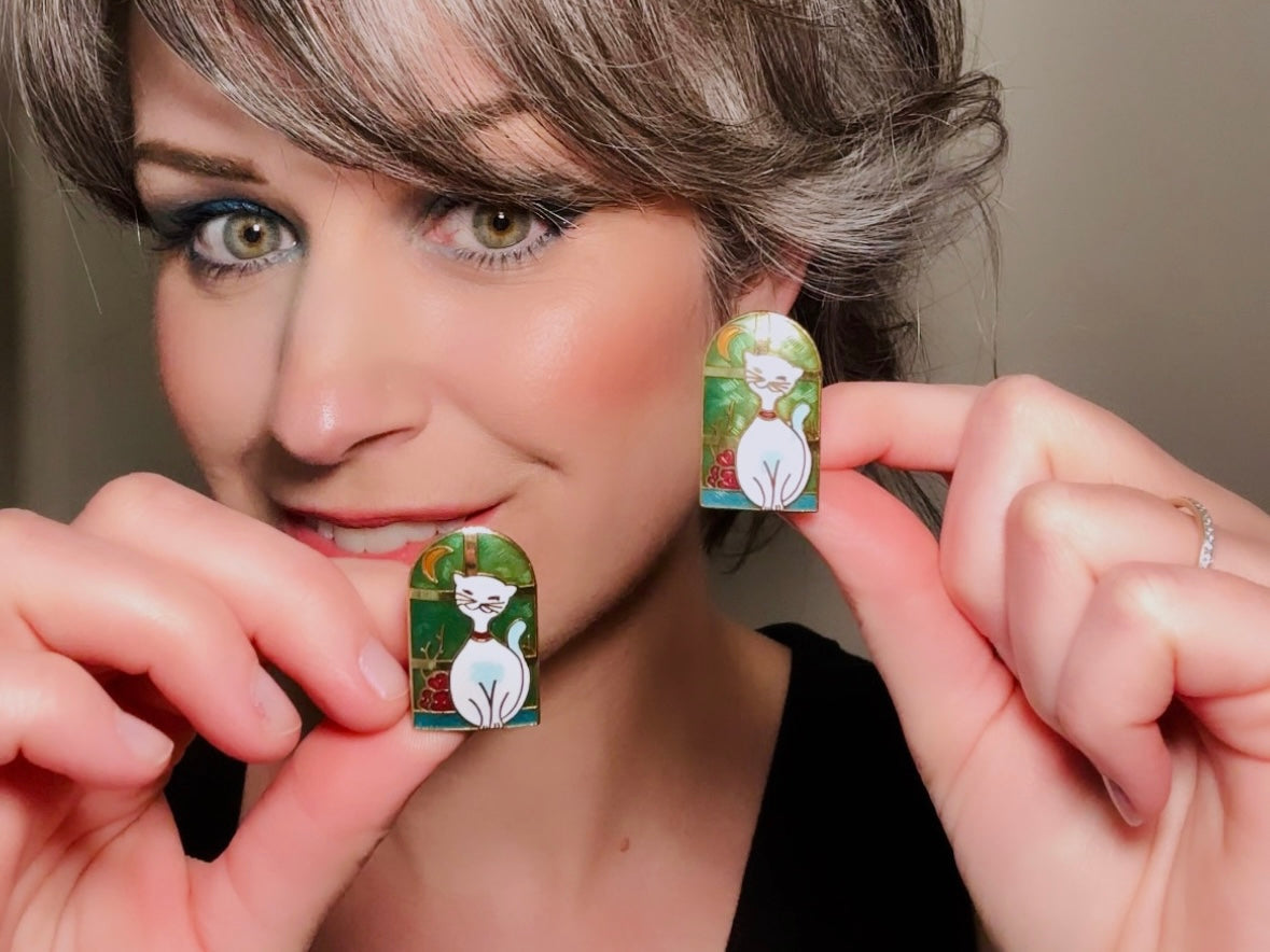 Cloisonné Cat Earrings, Gorgeous Vintage Earrings with White Cat in Windowsill with Moon, Green Clip On Earrings Nonpierced 1980s Earrings from Piggle and Pop