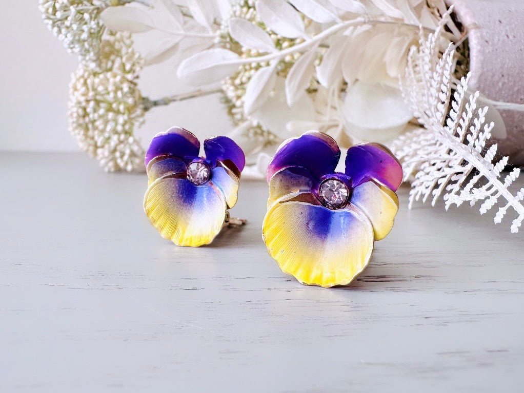 Vintage Pansy Flower Earrings, Purple and Yellow Enamel Clip On Earrings with Rhinestone Center, Pretty Spring Summer Flower Vintage Earring
