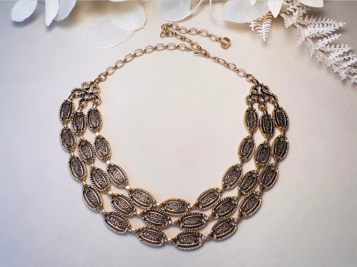 Vintage Triple Strand Gold Chain Necklace, 1960s Desert Flowers Chunky Gold Cleopatra Collar Necklace, Adjustable Length Statement Necklace