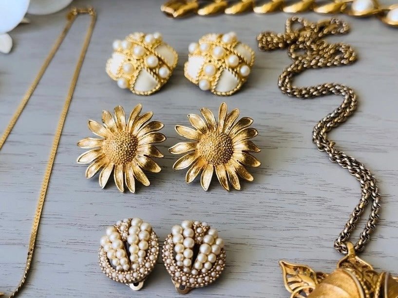 Vintage Monet Sunflower Earrings, Big Gold Sunflower Earrings, Vintage 60s Pierced Monet Earrings, 1960s Large Gold Flower Earrings