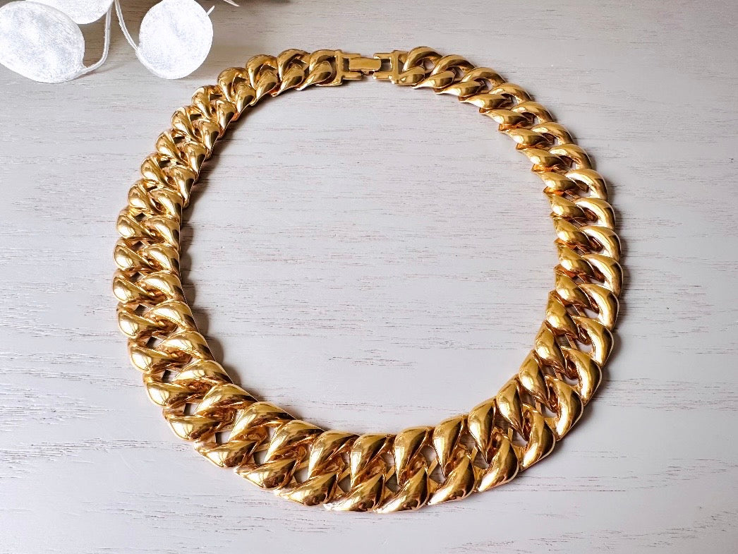 Trifari Gold Chain Necklace, Vintage Chunky Gold Necklace, Bold And Beautiful Style, 1980s Gorgeous Authentic Vintage Designer Jewelry