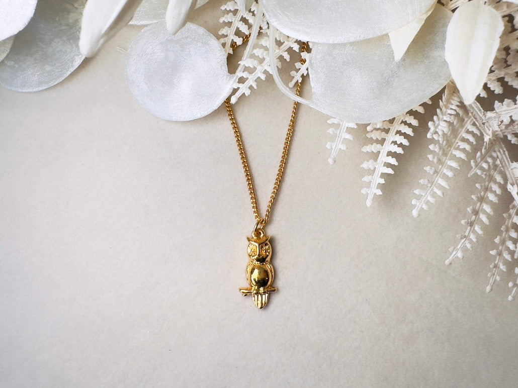 Vintage Gold Owl Pendant Necklace, 1981 Dainty Vintage Avon Owl Necklace