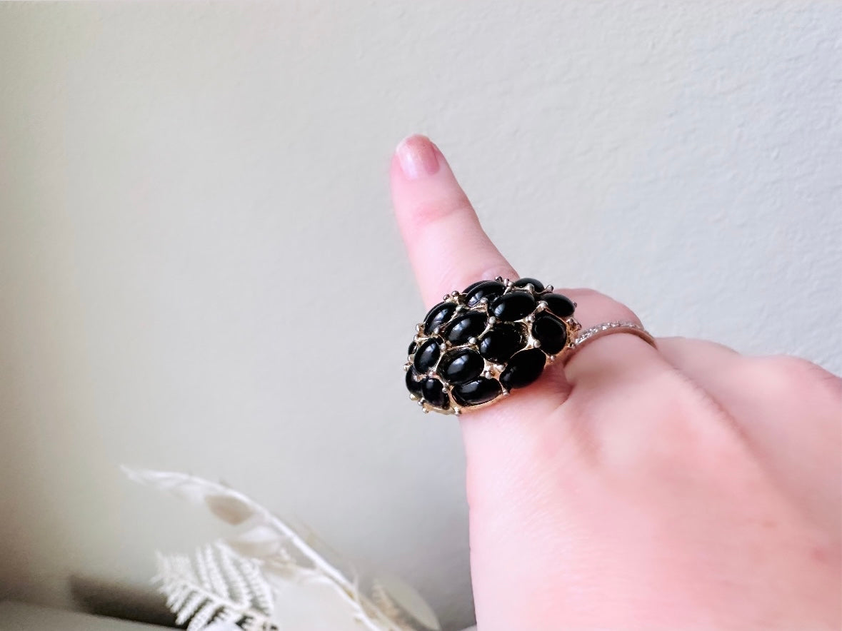 Black Vintage Ring, Big Multistone Ring with Oval Faux Onyx, Black Stone Cluster Ring Size 7 Cocktail Ring, Black and Gold VTG Costume Ring