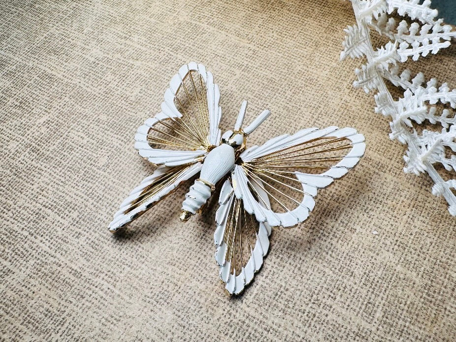 Vintage Butterfly Brooch, Signed Monet Vintage Brooch, Beautiful Gold and White Enamel, Elegant Butterfly Broach, Spring Wedding Fashion