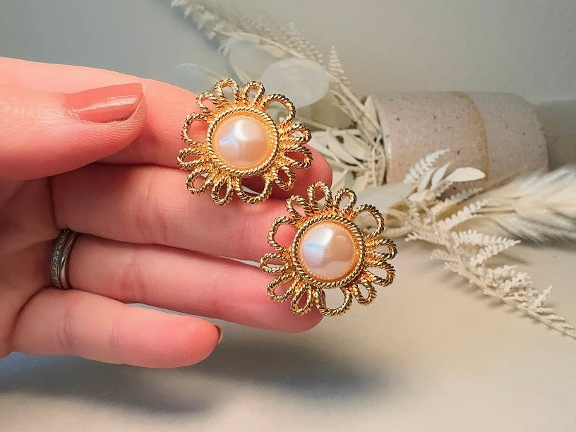 Vintage Blush Pearl Earrings, Gorgeous Pink Faux Pearl Cabochon & Burnished Gold Floral Clip On Earrings