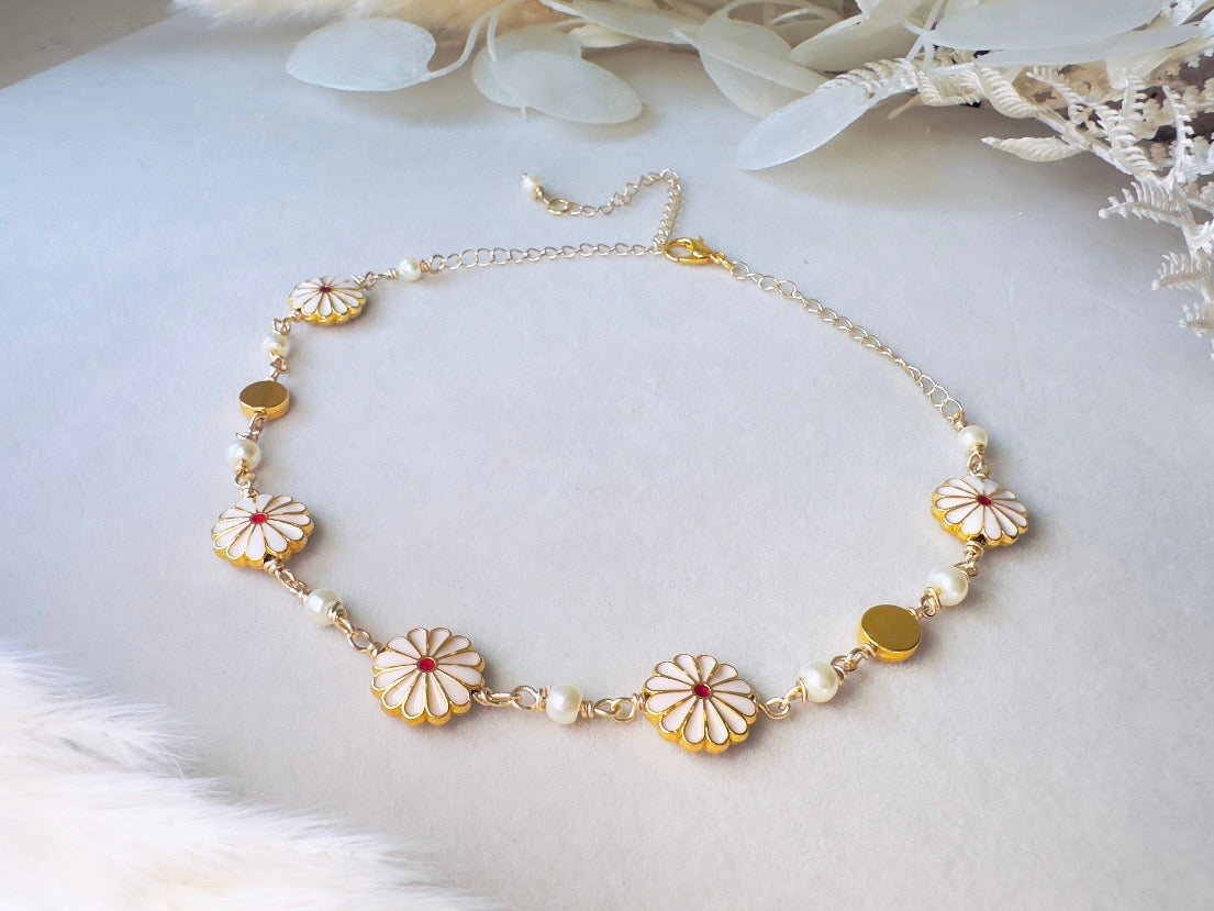 Daisy Choker Necklace, Handmade Flowers and Pearl Wire Wrapped Link Necklace