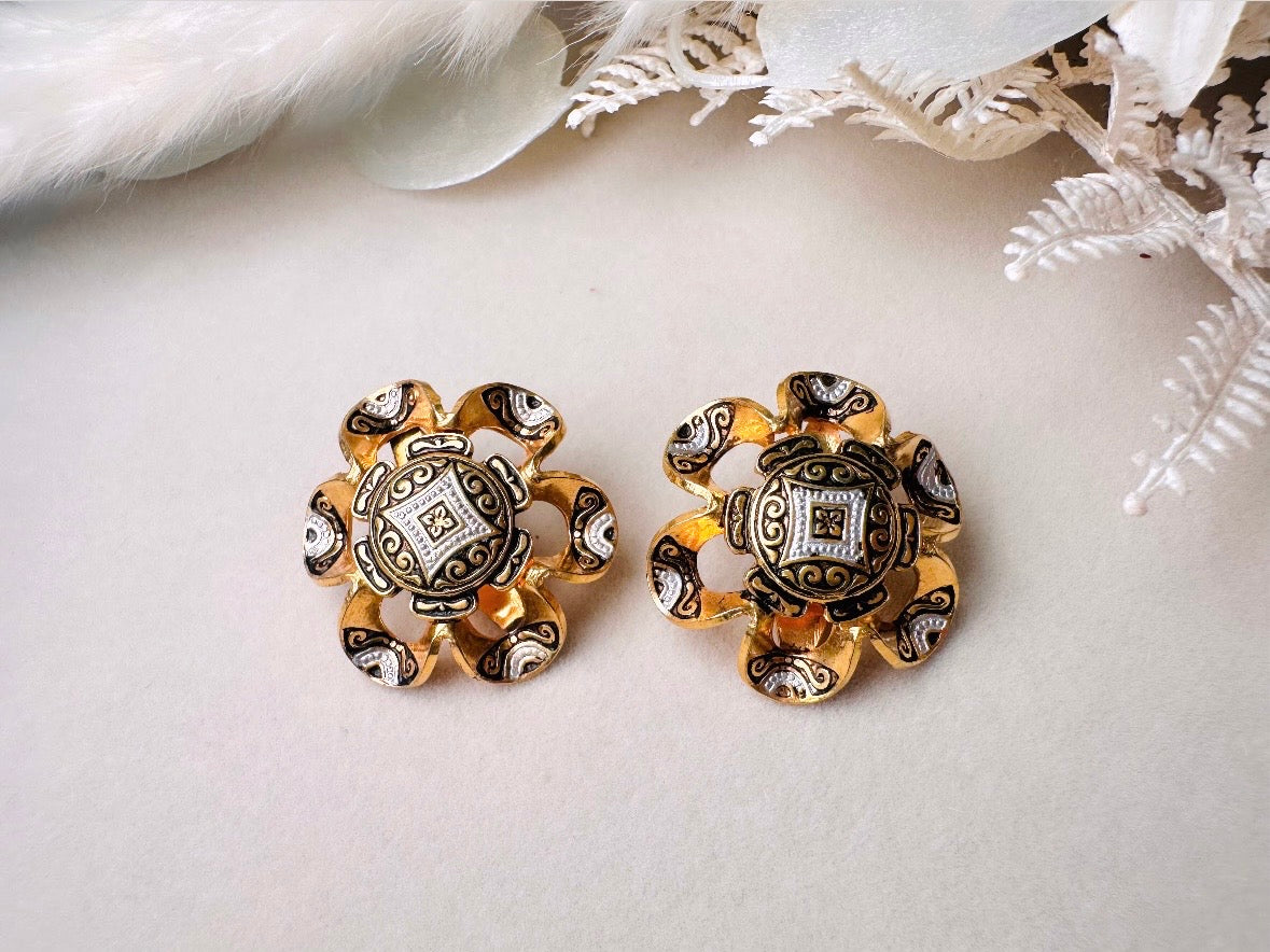 Vintage Damascene Earrings, Black and White Enamel Embossed Flower Shape Vintage Clip On Earrings, Made in Spain,