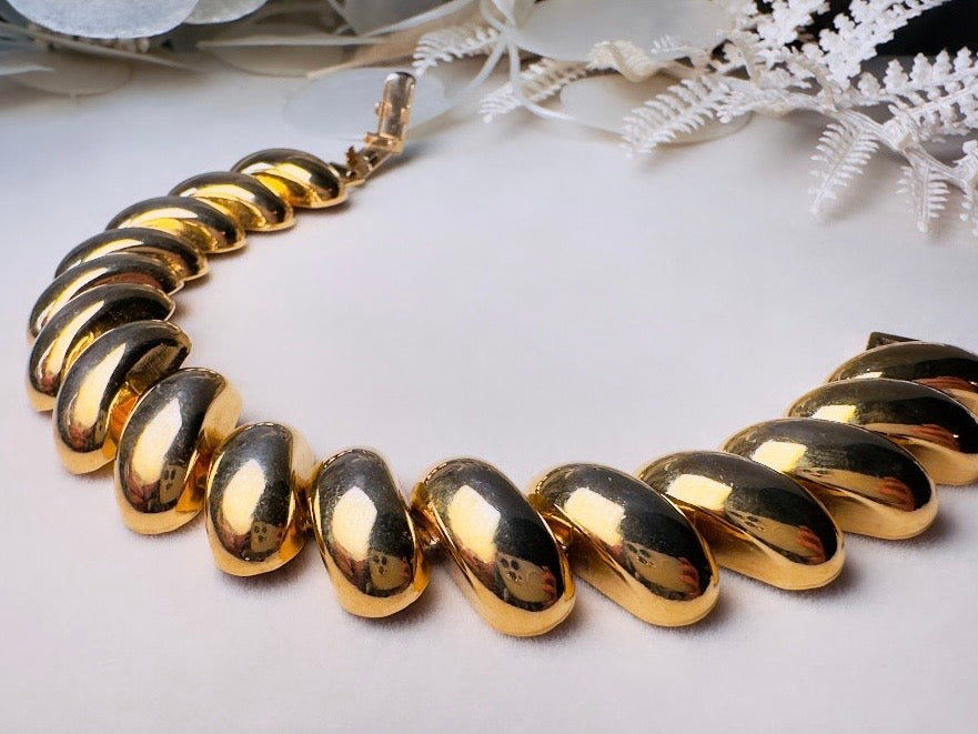 Vintage Napier Gold Bracelet, Gold Curved Link Bracelet, VTG 7.5" Bracelet, Classic Gold Chain Bold 80s Designer Vintage Bracelet