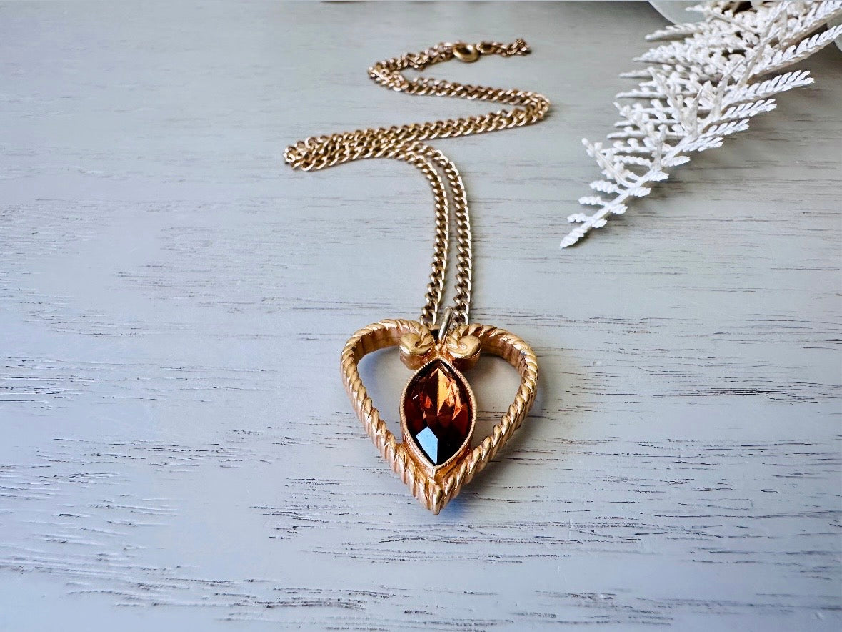 Vintage Avon Heart Necklace, Gold Heart Charm Necklace with Topaz Rhinestone, Gold Heart Pendant Necklace, VTG Chain Necklace