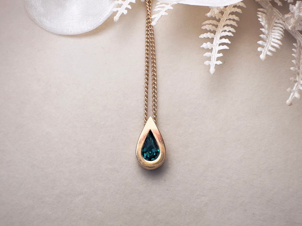 Emerald Teardrop Necklace, Dainty Austrian Crystal Raindrop Necklace in Green and Gold