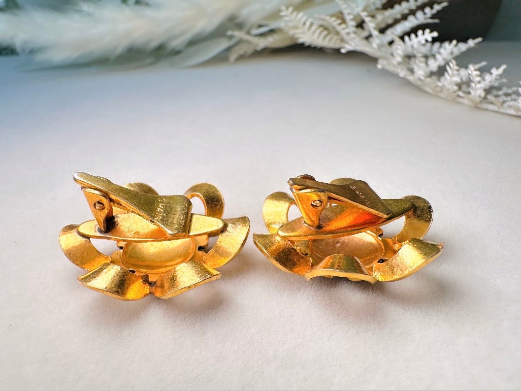 Vintage Damascene Earrings, Black and White Enamel Embossed Flower Shape Vintage Clip On Earrings, Made in Spain,