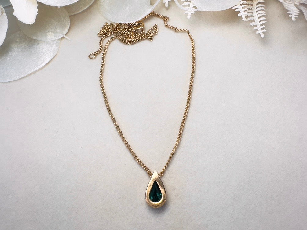 Emerald Teardrop Necklace, Dainty Austrian Crystal Raindrop Necklace in Green and Gold