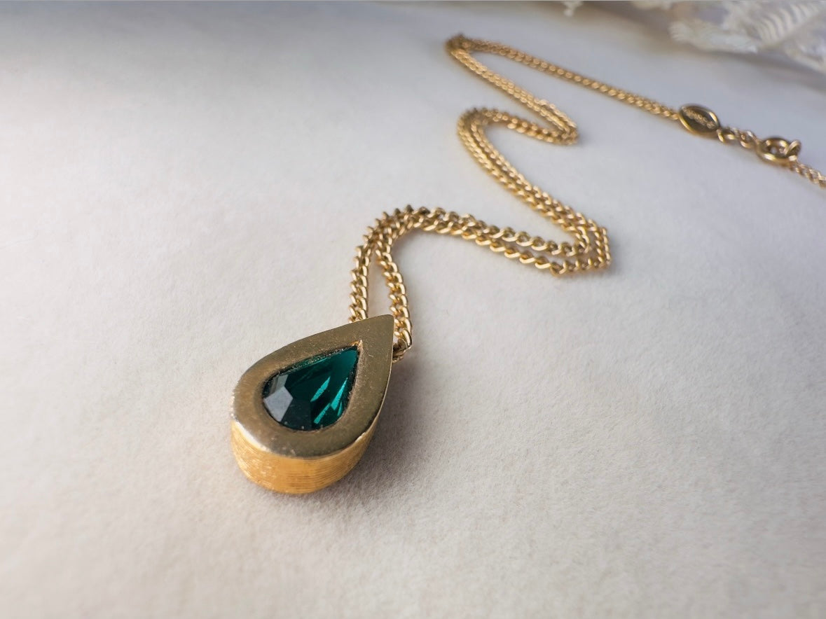 Emerald Teardrop Necklace, Dainty Austrian Crystal Raindrop Necklace in Green and Gold
